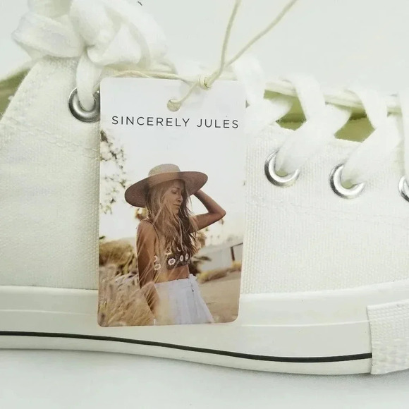 Sincerely Jules Size 10M Women's Vince White Lace Up Low Top Round Toe Sneakers - Picture 3 of 12